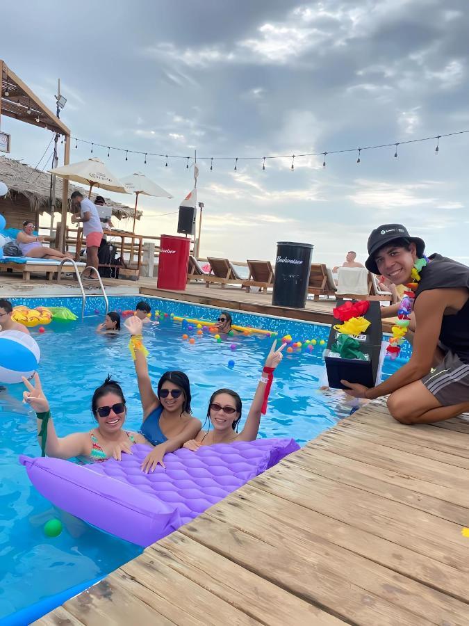 The Point Mancora Beach 외부 사진