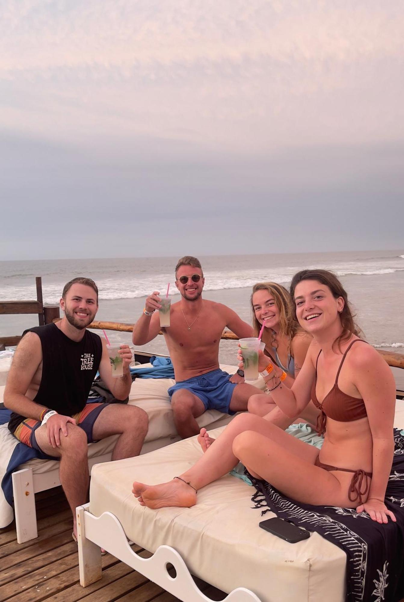 The Point Mancora Beach 외부 사진