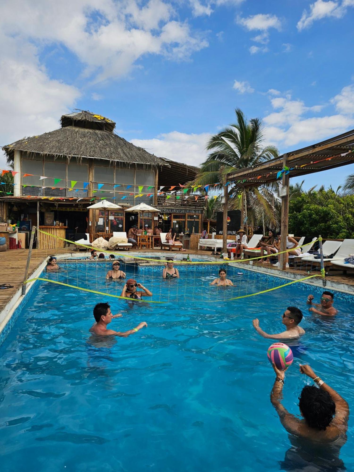 The Point Mancora Beach 외부 사진